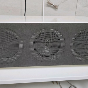 KEF R2C 이미지