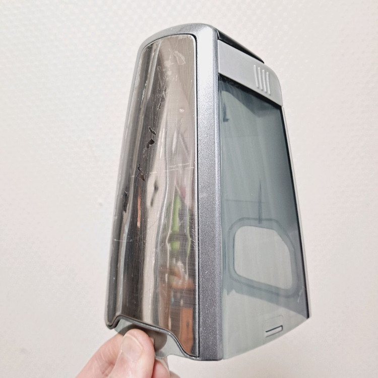 정상작동 일렉트로룩스 무선청소기 배터리35분 실버색 2in1 스틱+핸디형 이미지