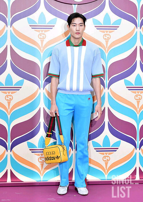 구찌 홀스빗 로퍼 이미지