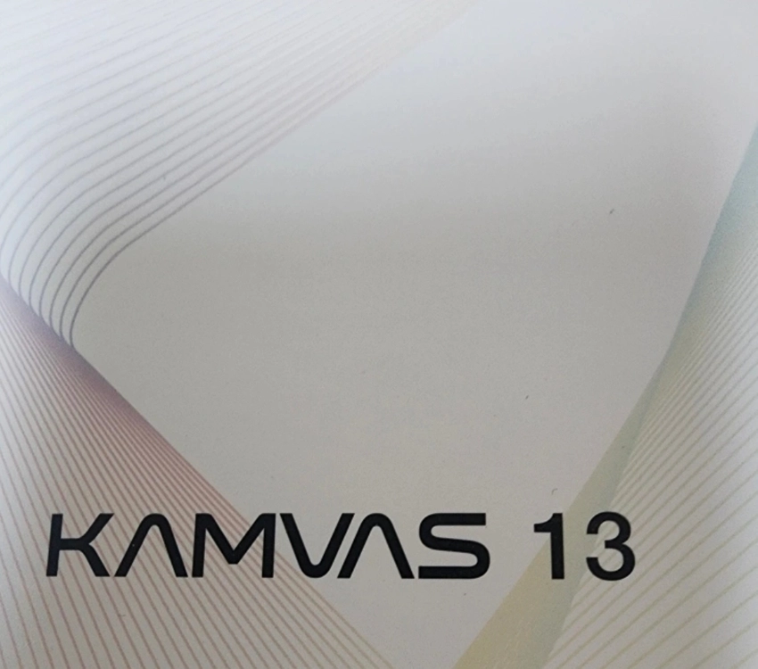 새상품 휴이온 kamvas 13인치 + 액정보호필름 - 안심되는 중고거래