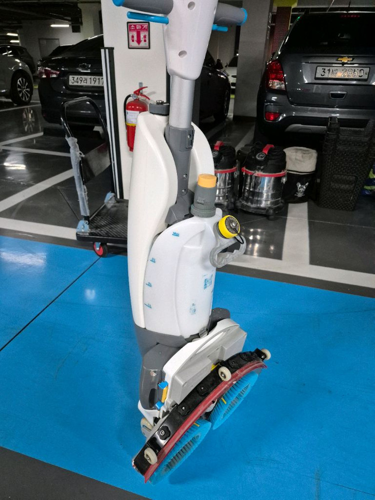 아이맙XL+브러쉬2개+충전기+소포제 이미지