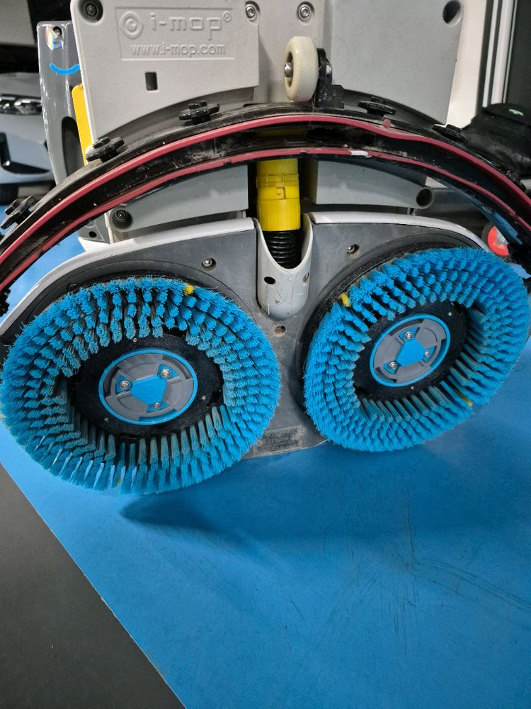 아이맙XL+브러쉬2개+충전기+소포제 이미지