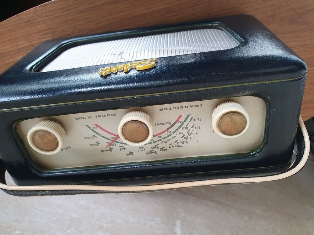 영국 로버츠 R 300라듸오 이미지