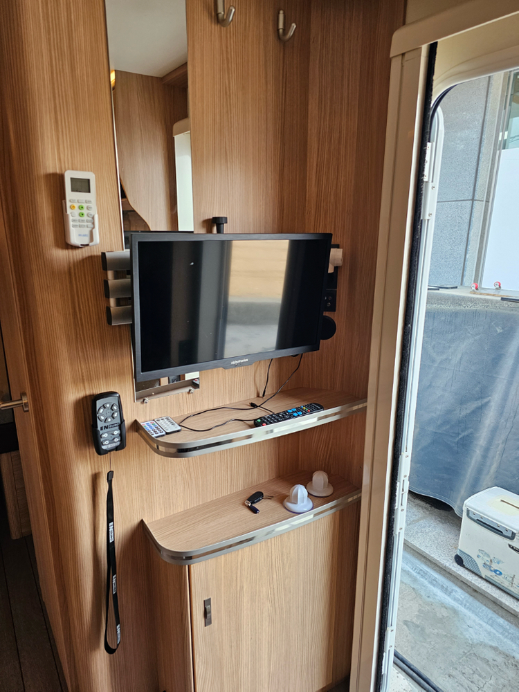 타버트 캠핑카 이미지