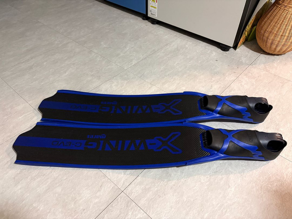 마레스 X-Wing C-EVO 프리다이빙 롱핀 이미지