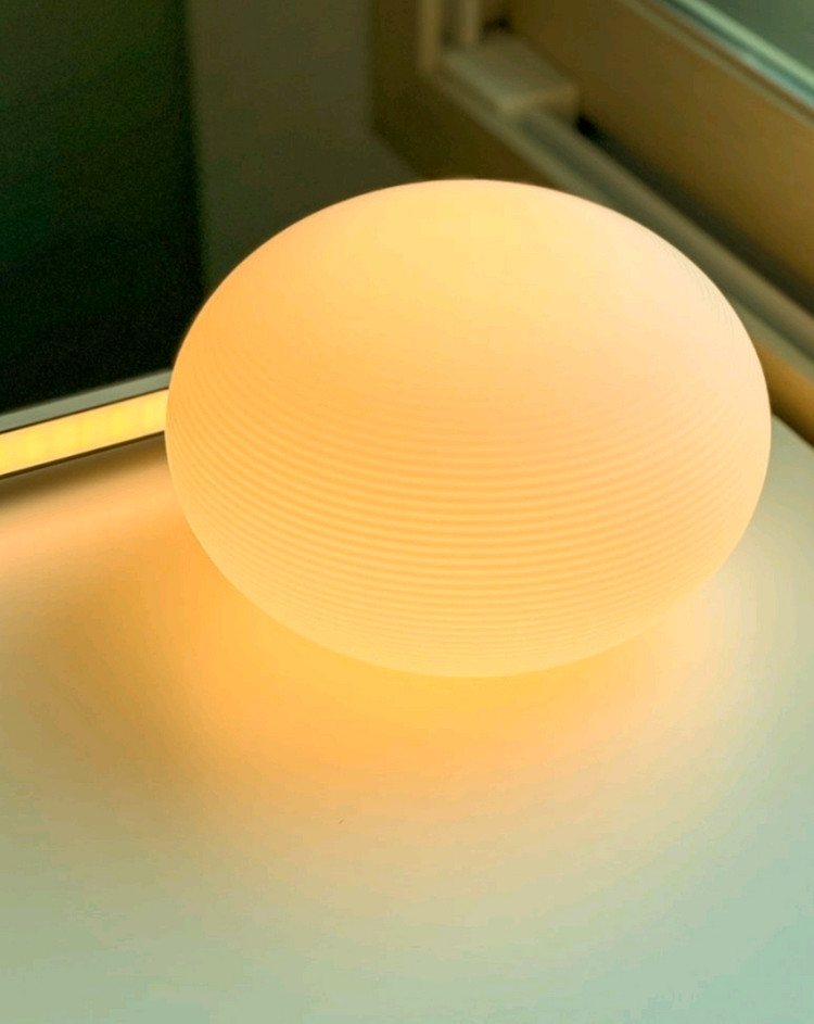 필립스 휴 플로리쉬 테이블 스탠드 조명 이미지