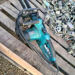 마끼다 전기톱 이미지