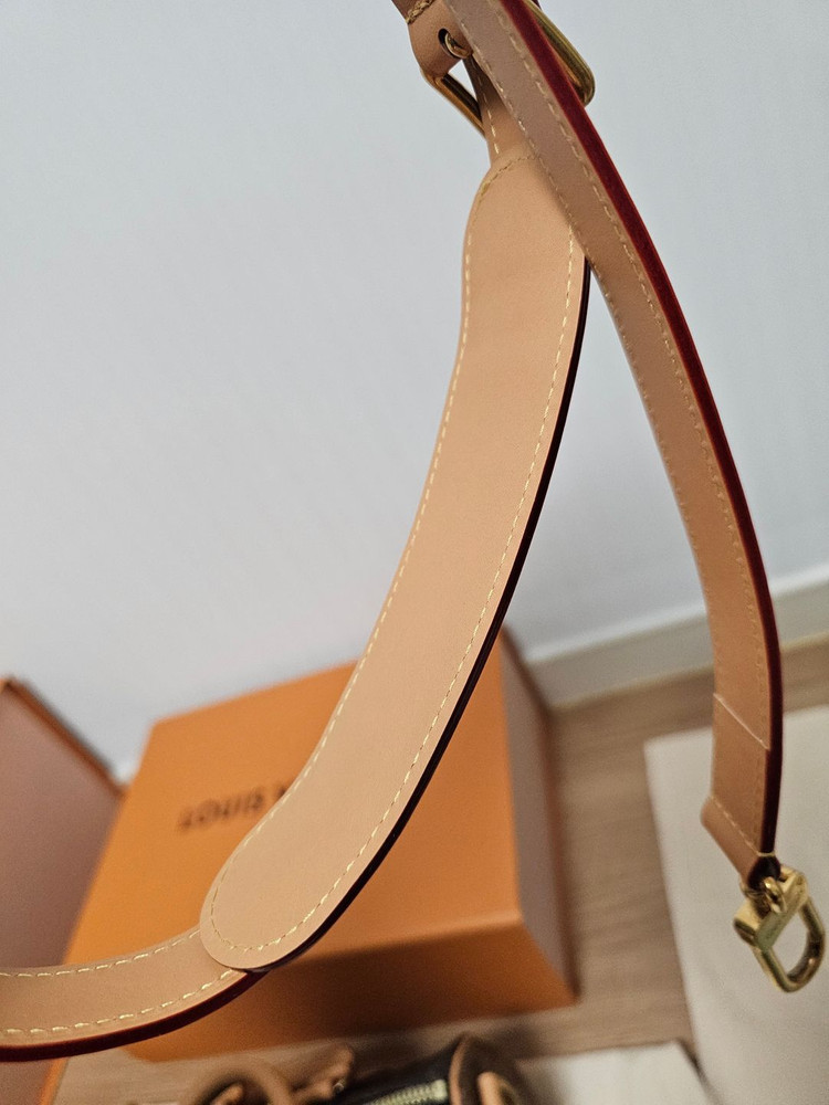 루이비통 니고x퍼렐 한정판 키폴25 토트 크로스백 이미지