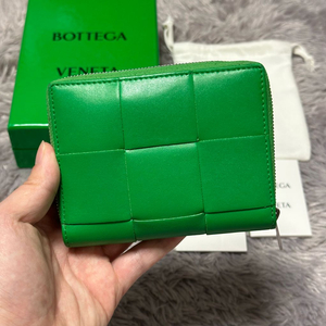 [풀구성] 보테가베네타 맥시 플랩 반지갑 그린 이미지
