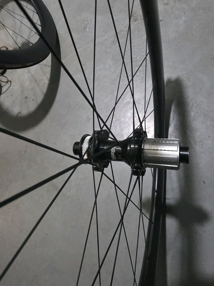 로드 자전거 휠 Vision sc 55카본 디스크휠셋 판매합니다 이미지