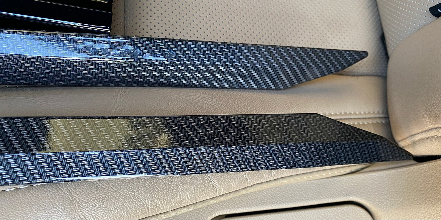 올뉴•더뉴카니발(YP 3세대) 코토 시즌2•시즌3 일체형루프박스용 사이드 수전사카본그립 이미지