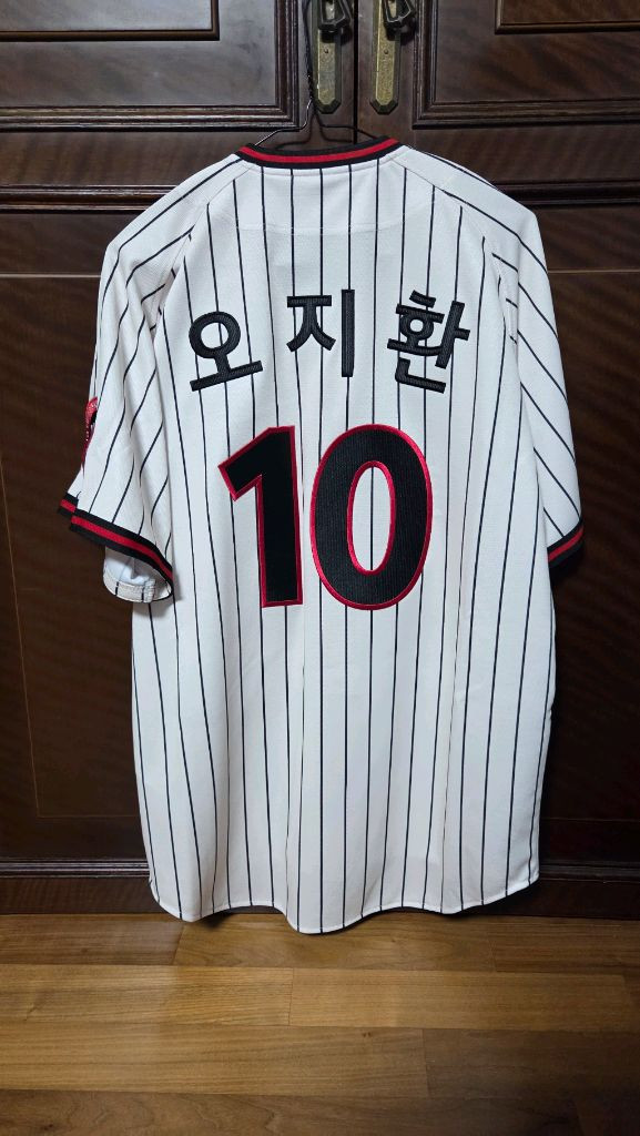 LG트윈스 오지환 마킹 유니폼 100 새제품 이미지