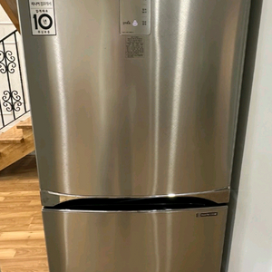 lg 디오스 스텐딩 김치냉장고 이미지