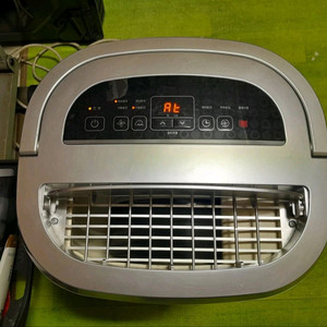 중고 DHC-159IPN 위닉스제습기 2013년 15l 70000원 이미지