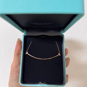 티파니앤코 티스마일 목걸이 라지 로즈골드 새상품 이미지