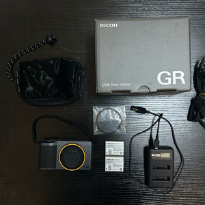 리코 GR3 street edition판매합니다 이미지