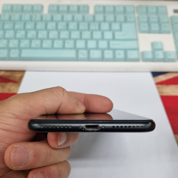 아이폰7플러스 7+ 128GB 블랙 중고폰 배터리100% 레트로감성 사진폰 인스타 카메라폰 208442 이미지