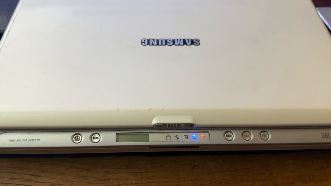 삼성 센스 m30 삼성 레트로 노트북 이미지