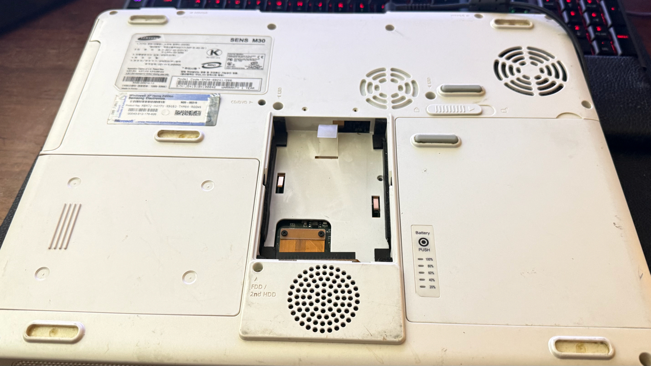 삼성 센스 m30 삼성 레트로 노트북 이미지