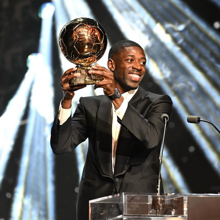 (국내배송) 25-26 파리 생제르망 홈 유니폼 져지 판매 (이강인 뎀벨레 비티냐 두에 흐비차 크바라츠헬리아 등) 이미지