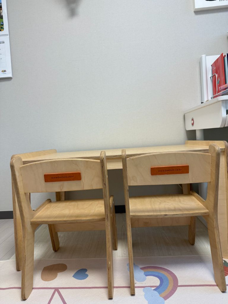 펀펀키즈 어린이책상 이미지