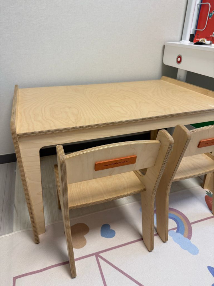 펀펀키즈 어린이책상 이미지