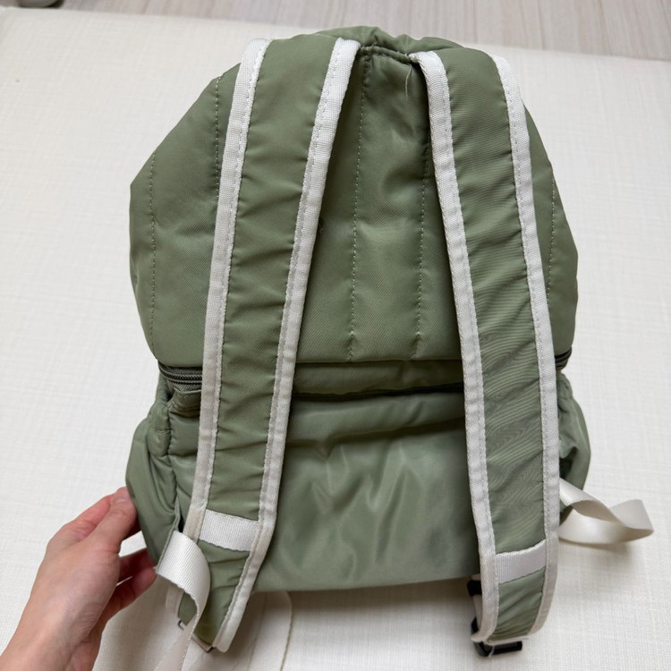 아프리콧스튜디오 백팩 올리브 이미지