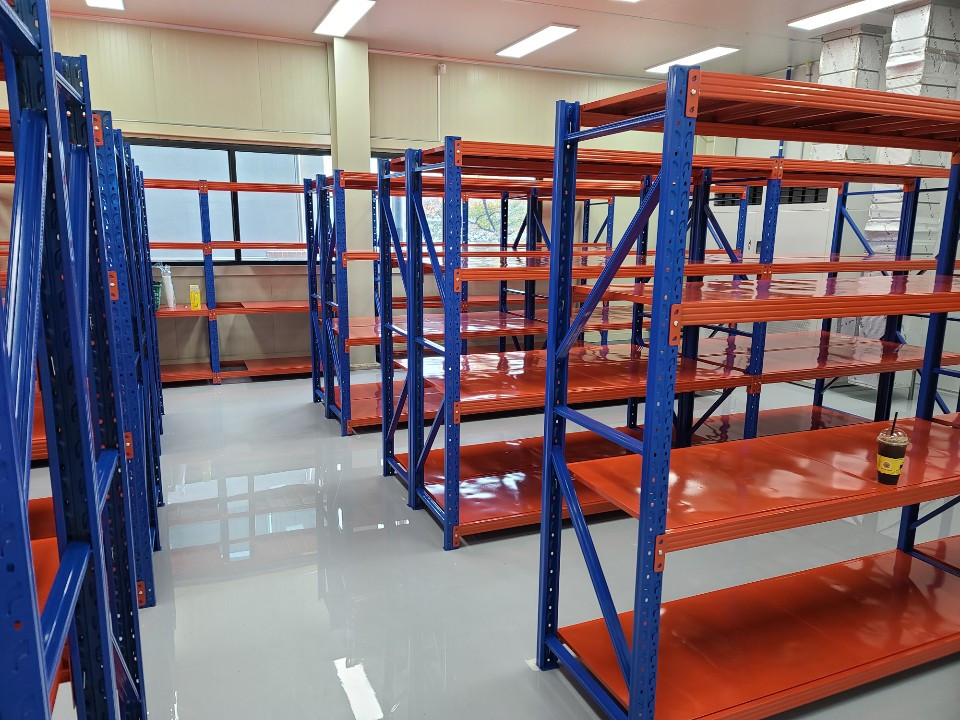 농업용 고릴라랙 철제선반 철제앵글 무볼트선반 새제품 농림창고 농막정리 이미지