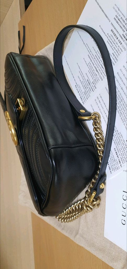 구찌 마몽 마틀라세 스몰 크로스백/숄더백 정품S급(감정O)프라다루이비통디올고야드샤넬셀린느보테가생로랑발렌시아가가방 이미지