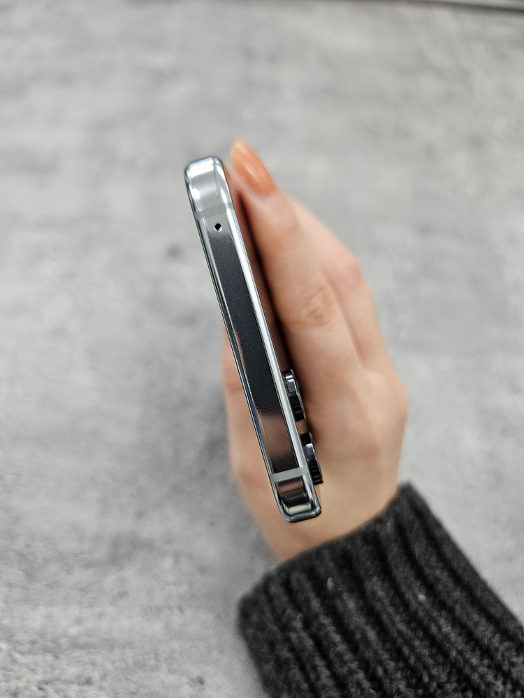 삼성 갤럭시Z플립5민트판매F731중고폰 이미지