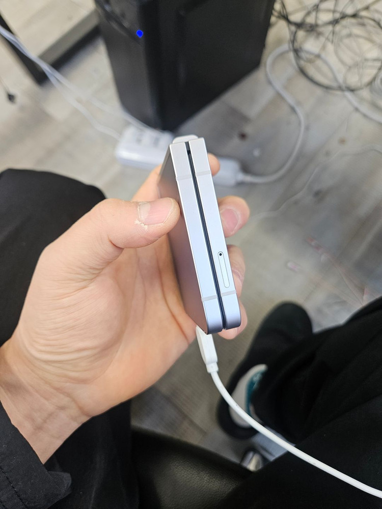 삼성 갤럭시Z플립6판매 정상해지 중고폰F741 이미지