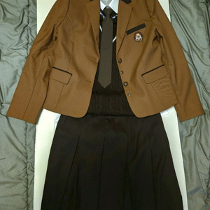 홍익디자인고 홍디고(서울) 여자 교복 동복 세트 판매 이미지