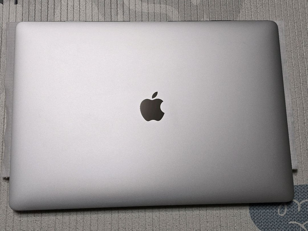 애플 노트북 맥북 프로 15인치 A1990 i9 16G 라데온 CTO 이미지