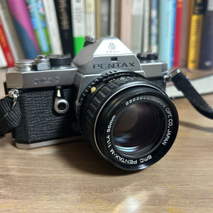 필름카메라 펜탁스mx + smc 50mm 1.4 렌즈 이미지