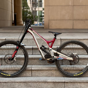 코멘샬 Commencal DH V5 MTB 풀샥 (게시글 필독) 이미지