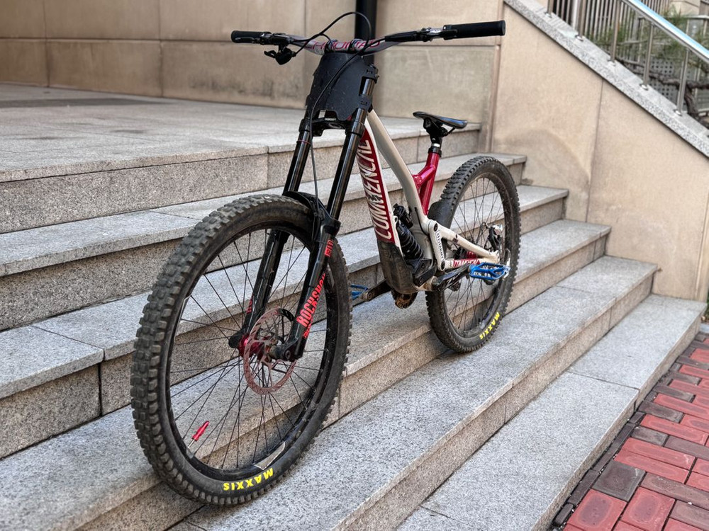 코멘샬 Commencal DH V5 MTB 풀샥 (게시글 필독) 이미지
