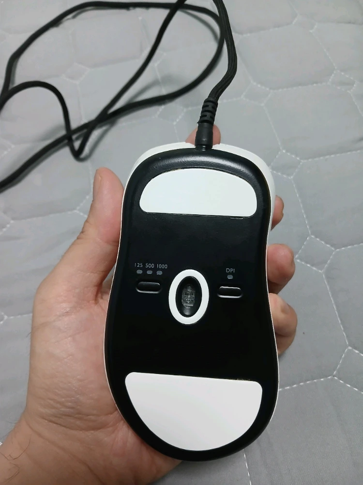 벤큐 조위 EC-1B 게이밍 마우스 팝니다 이미지