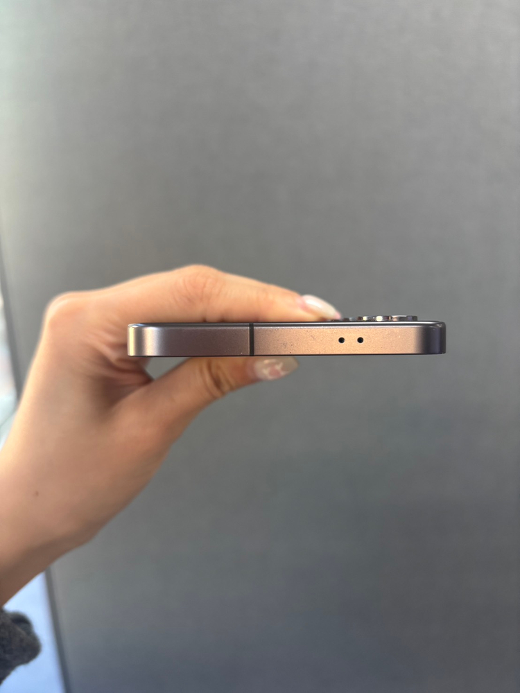 갤럭시 S24플러스 256gb 블랙／ 중고폰업무폰저가폰세컨폰공기계게임폰효도폰게임폰알뜰폰 이미지