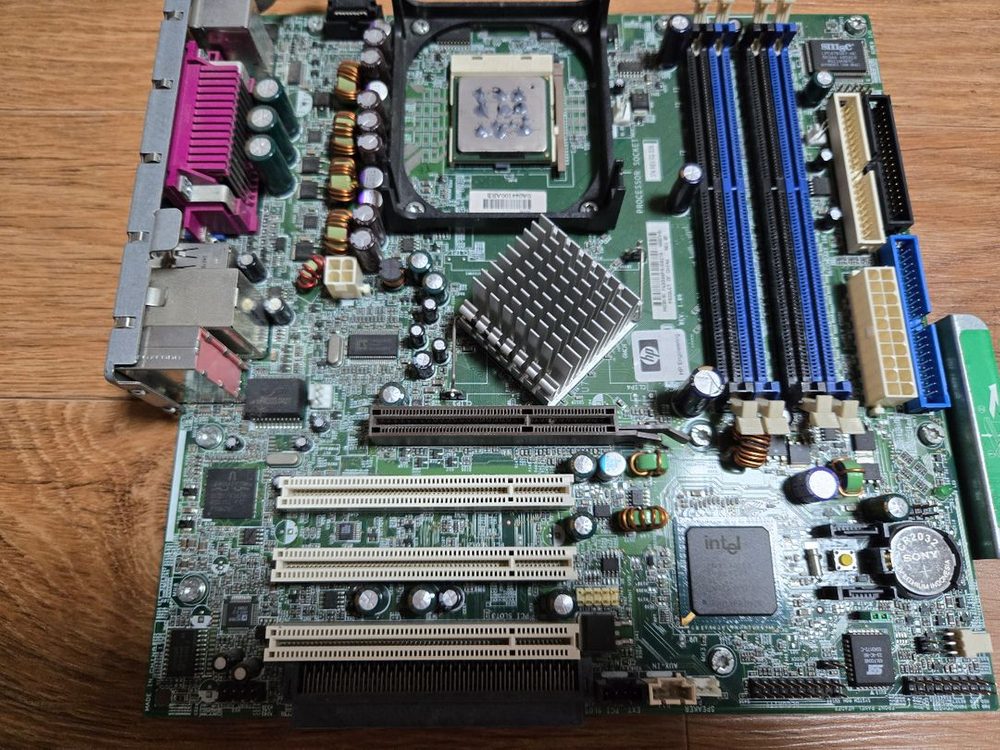 HP Compaq d530 SFF 펜티엄4 865칩셋 본체 판매합니다! 이미지