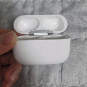 에어팟 프로2 8핀 이미지