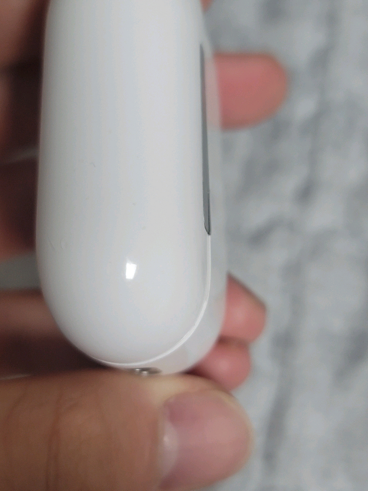 에어팟 프로2 8핀 이미지