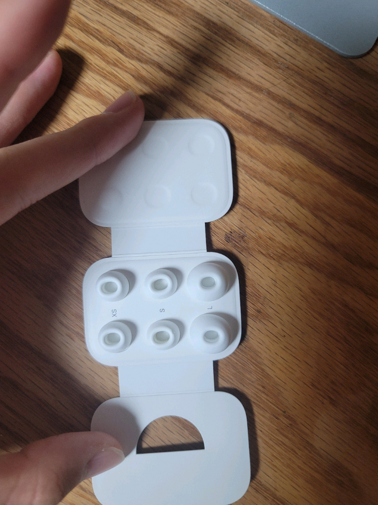 에어팟 프로2 8핀 이미지