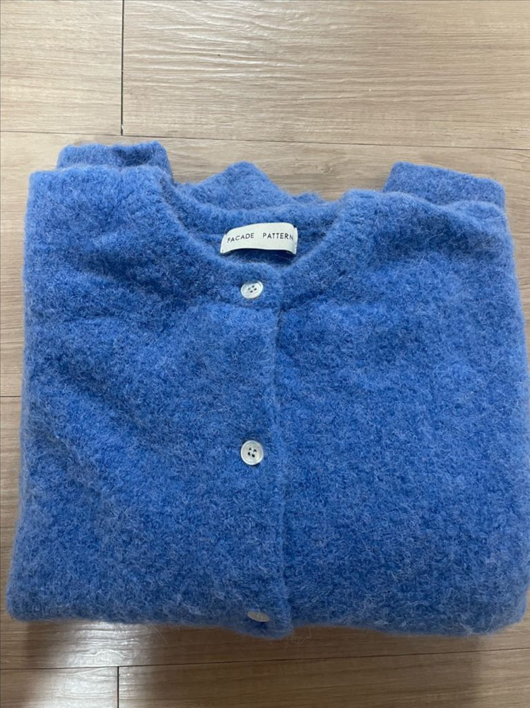 파사드패턴 알파카 에센셜 가디건 블루 M 이미지
