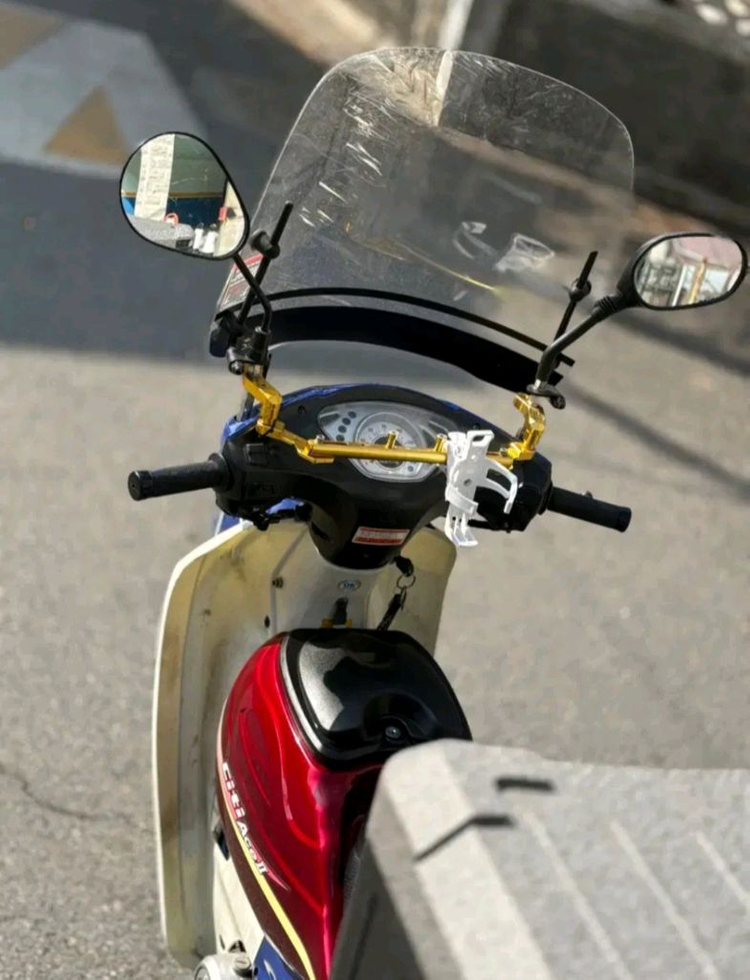 시티 이코노밋110cc 2만키로 배달세팅 led튜닝 밥통 스크린 탑박승 이미지