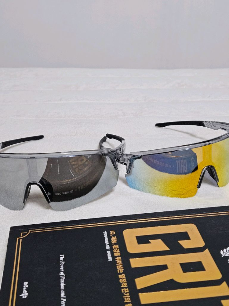2가지색* 러닝고글 싸이클 스포츠고글 선글라스 미사용새것 이미지