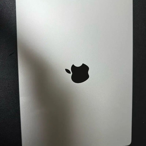 애플 맥북 프로 14인치 M1 Pro 실버 이미지