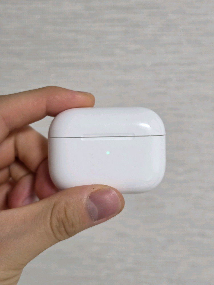 판매)에어팟프로2세대 본품 및 구성품 이미지