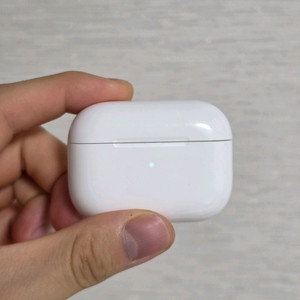 판매)에어팟프로2세대 본품 및 구성품 이미지