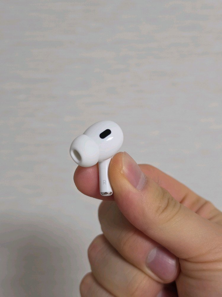 판매)에어팟프로2세대 본품 및 구성품 이미지