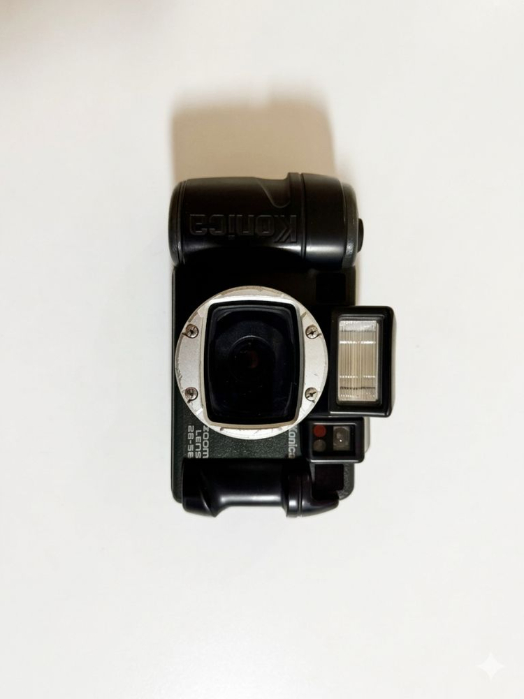 코니카 현장감독 빈티지 필름 카메라 이미지